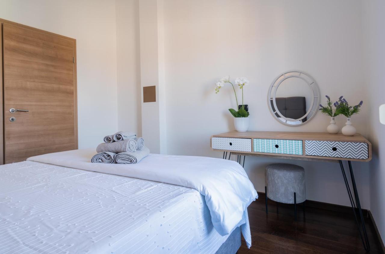 Penthouse Gea Apartment Premantura Bagian luar foto