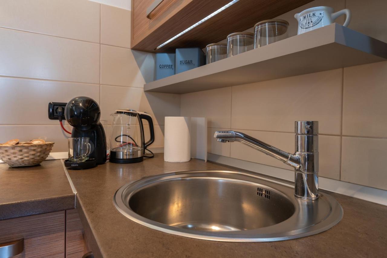 Penthouse Gea Apartment Premantura Bagian luar foto